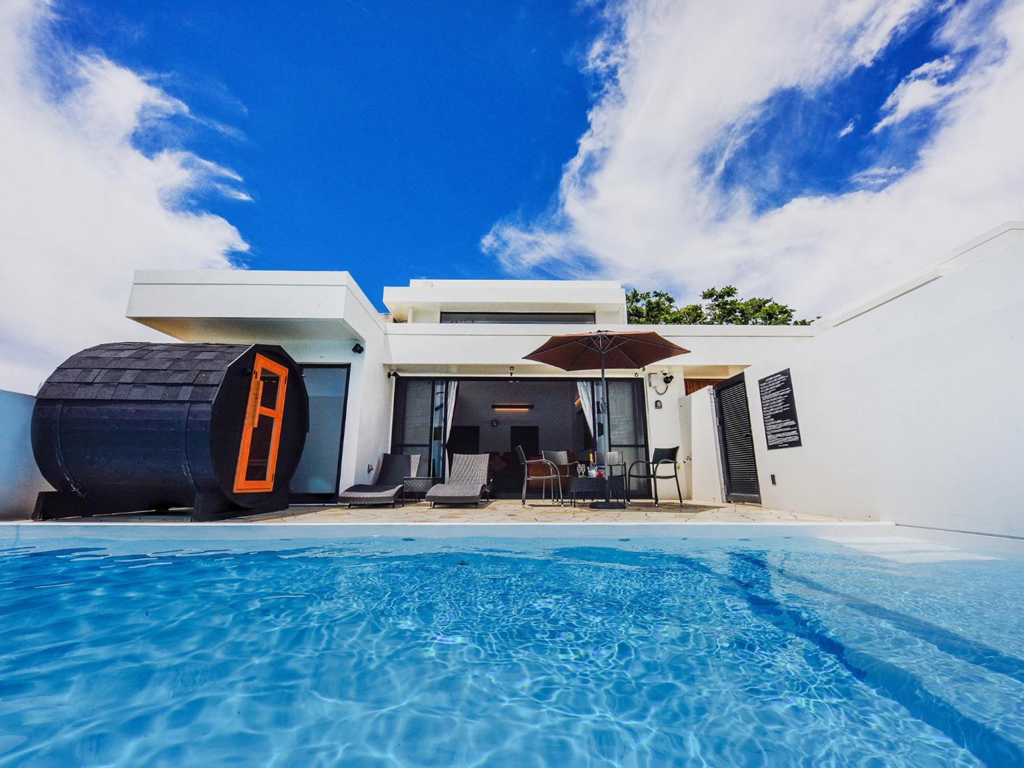 Private Pool Villa Motobu Luaran gambar